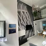 Loft Benimaclet 公寓 *